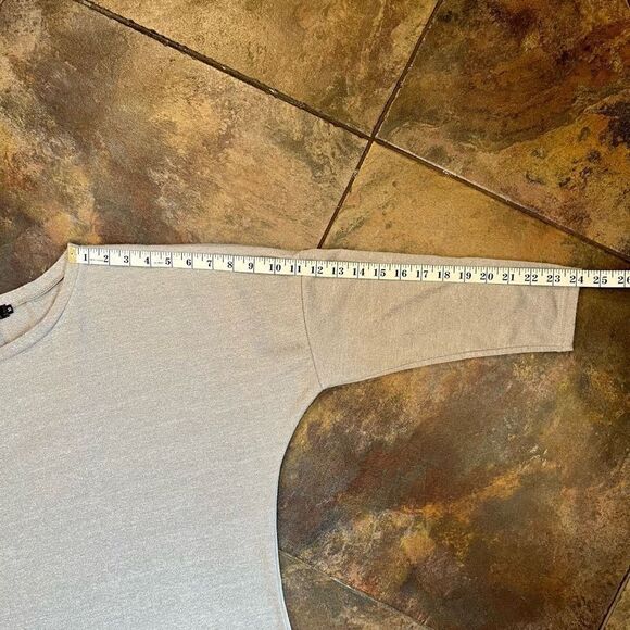 Uget Women’s Oversized Gray Sweater Size Medium - Picture 5 of 7